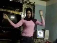 Møte sexy anal sluts bak kameraet mellom scener
