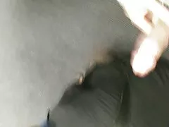 Unge brunetten har stor anal sex
